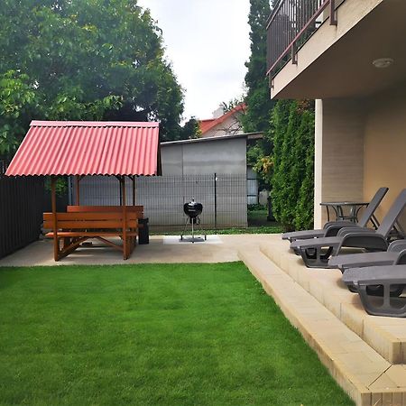 Mandara Wellnes Apartmanok Siofok Bagian luar foto